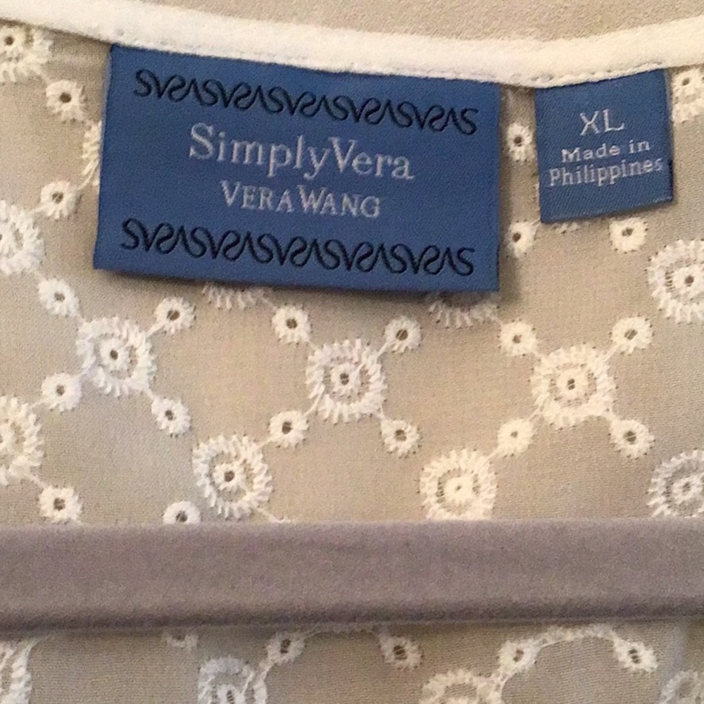 SIMPLY VERA sheer white angel wing top, never worn, size XL - Picture 5 of 6